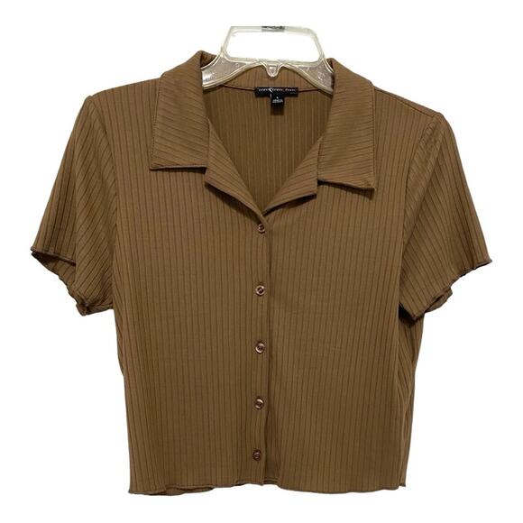 Plaid Skirt and Solid Top Bundle Neutral Colors Size Junior  M-L - Picture 6 of 10